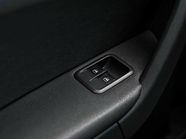 Skoda Yeti I Рестайлинг с пробегом 2015 года, цена 1 275 000 рублей, 100520 км, внедорожник, Автокод Объявления