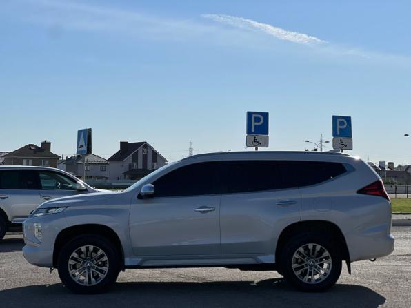 Mitsubishi Pajero Sport III Рестайлинг с пробегом 2020 года, цена 3 789 000 рублей, 62700 км, внедорожник, Автокод Объявления