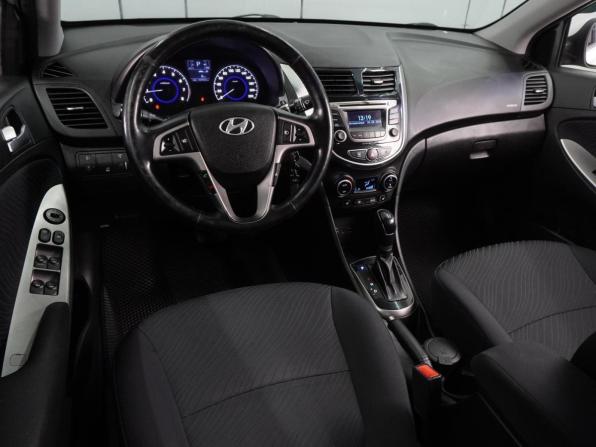 Hyundai Solaris I Рестайлинг с пробегом 2016 года, цена 1 099 000 рублей, 157933 км, седан, Автокод Объявления