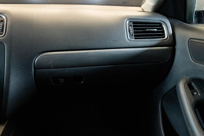 Volkswagen Jetta VI с пробегом 2013 года, цена 909 000 рублей, 168380 км, седан, Автокод Объявления