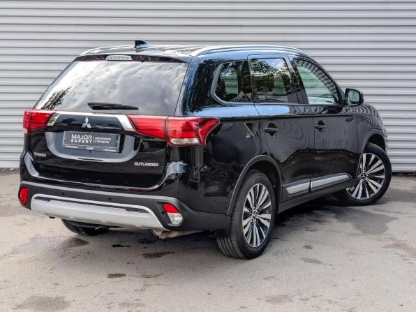 Mitsubishi Outlander III Рестайлинг 3 с пробегом 2020 года, цена 2 190 000 рублей, 104905 км, внедорожник, Автокод Объявления