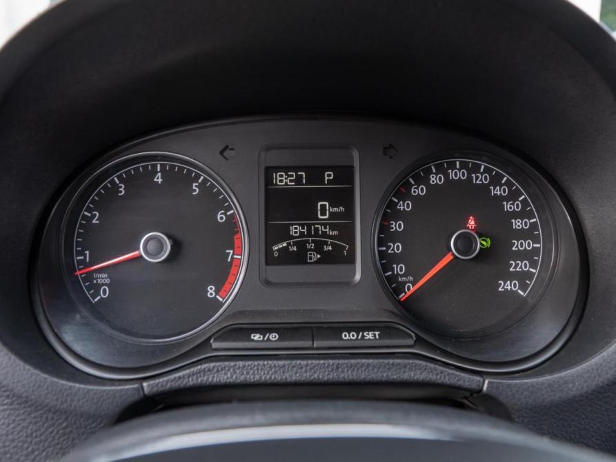 Volkswagen Polo V Рестайлинг Волгоград  - изображение 13
