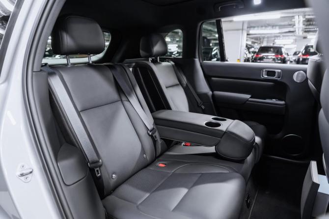 Новый Li Auto (Lixiang) L7 I Рестайлинг 2025 года, цена 8 075 000 рублей, внедорожник, Автокод Объявления