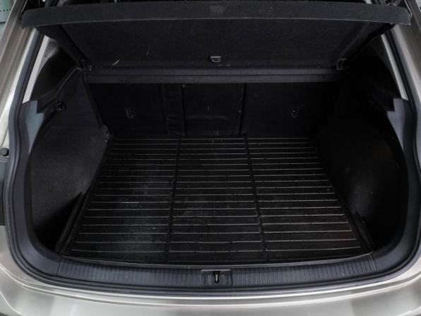 Volkswagen Tiguan II с пробегом 2019 года, цена 2 354 000 рублей, 114815 км, внедорожник, Автокод Объявления