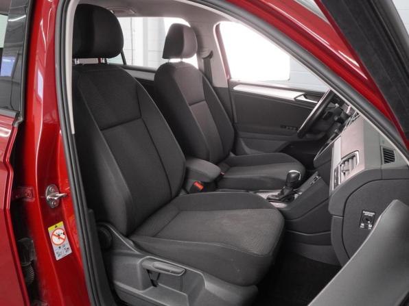 Volkswagen Tiguan II с пробегом 2019 года, цена 2 438 000 рублей, 79433 км, внедорожник, Автокод Объявления
