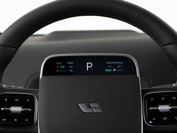 Li Auto (Lixiang) L7 I Рестайлинг с пробегом 2025 года, цена 8 399 050 рублей, 100 км, внедорожник, Автокод Объявления