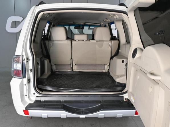 Mitsubishi Pajero IV Рестайлинг 2 с пробегом 2019 года, цена 3 699 000 рублей, 98258 км, внедорожник, Автокод Объявления