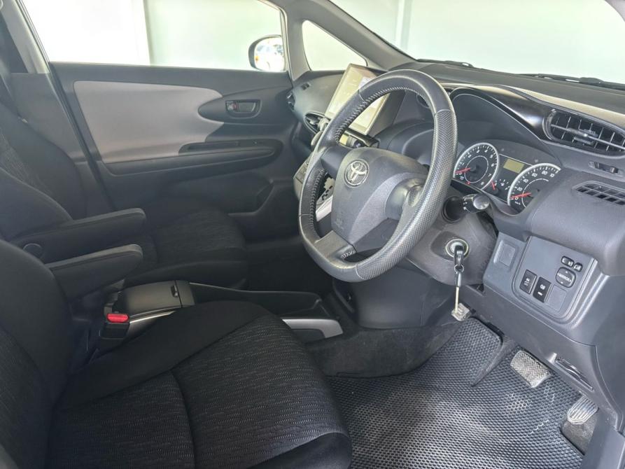 Toyota Wish II Рестайлинг Уфа  - изображение 8
