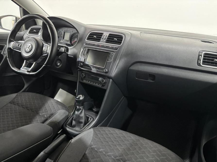 Volkswagen Polo V Рестайлинг Альметьевск  - изображение 12