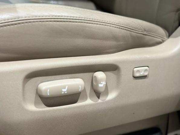 Toyota Land Cruiser Prado 120 Series Рестайлинг с пробегом 2008 года, цена 2 250 000 рублей, 282947 км, внедорожник, Автокод Объявления