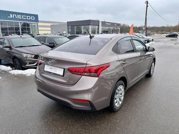 Hyundai Solaris II с пробегом 2019 года, цена 1 406 000 рублей, 71196 км, седан, Автокод Объявления
