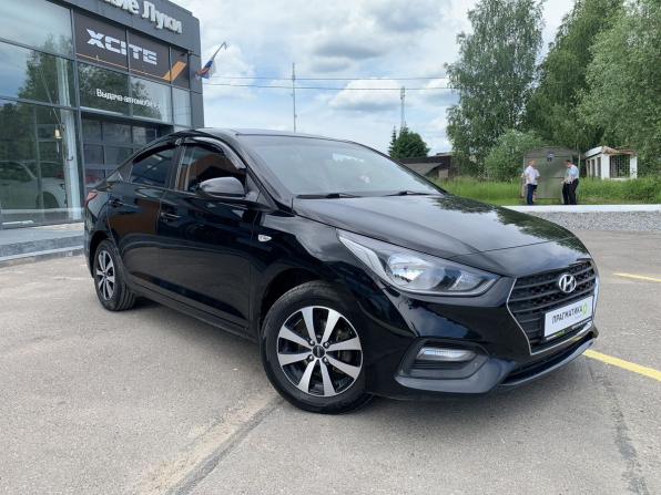 Hyundai Solaris II с пробегом 2017 года, цена 1 329 000 рублей, 77900 км, седан, Автокод Объявления