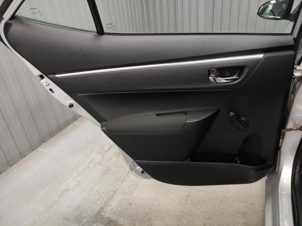 Toyota Corolla XI (E160 E170 E180) с пробегом 2014 года, цена 1 247 000 рублей, 113658 км, седан, Автокод Объявления
