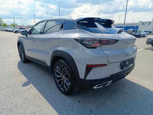 Changan UNI-T I Рестайлинг с пробегом 2023 года, цена 2 264 995 рублей, 16237 км, внедорожник, Автокод Объявления