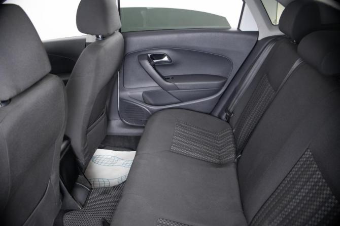 Volkswagen Polo V Рестайлинг с пробегом 2015 года, цена 849 000 рублей, 195000 км, седан, Автокод Объявления