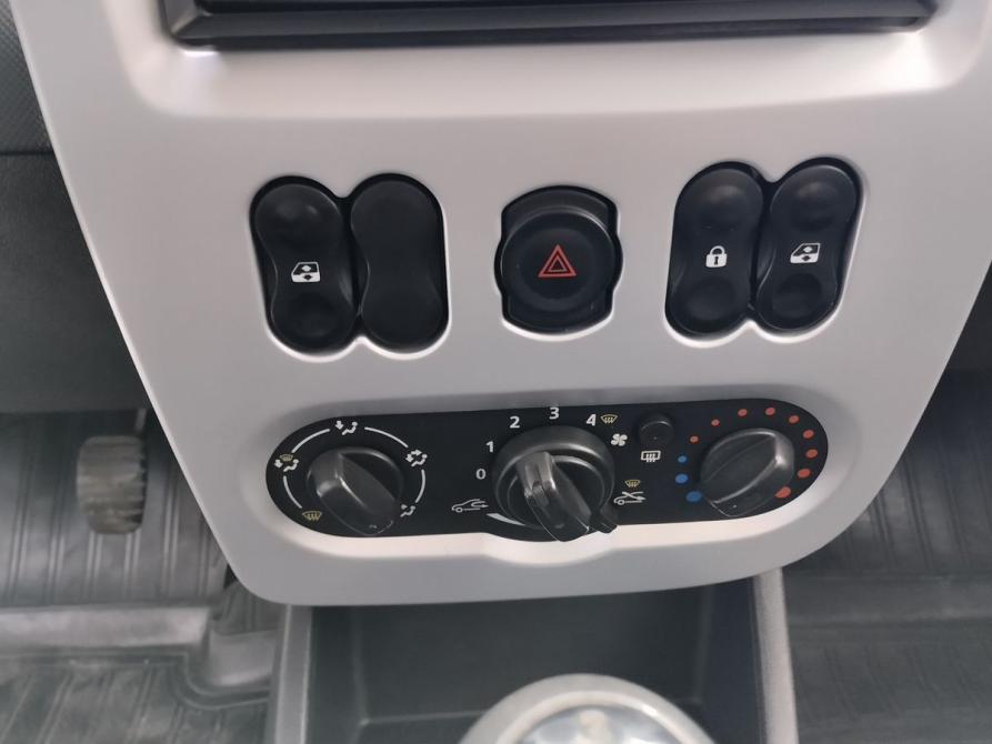 Renault Logan I Рестайлинг Минеральные Воды  - изображение 10