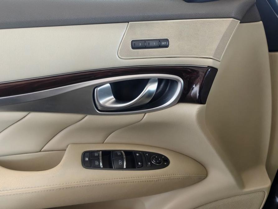 Infiniti M IV Москва  - изображение 22