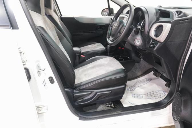 Toyota Vitz III (XP130) с пробегом 2013 года, цена 739 000 рублей, 156000 км, хэтчбек, Автокод Объявления