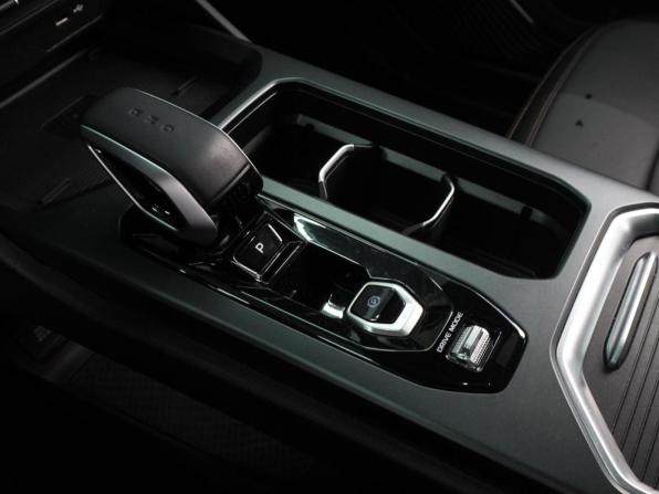 Geely Okavango I Рестайлинг с пробегом 2024 года, цена 3 079 000 рублей, 21717 км, внедорожник, Автокод Объявления