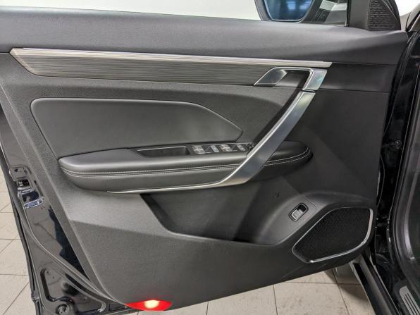 Geely Atlas Pro с пробегом 2022 года, цена 1 790 000 рублей, 80073 км, внедорожник, Автокод Объявления