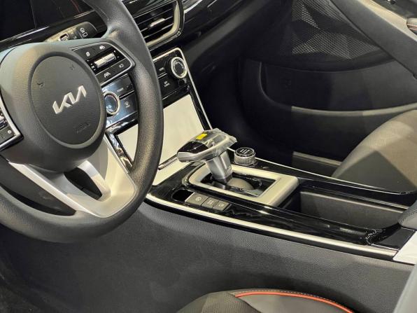 Kia Seltos I Рестайлинг с пробегом 2025 года, цена 2 855 000 рублей, 19 км, внедорожник, Автокод Объявления