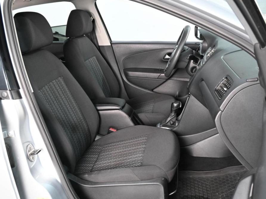 Volkswagen Polo V Рестайлинг Ростов-на-Дону  - изображение 8