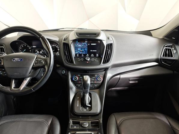 Ford Kuga II Рестайлинг с пробегом 2017 года, цена 1 415 000 рублей, 154682 км, внедорожник, Автокод Объявления