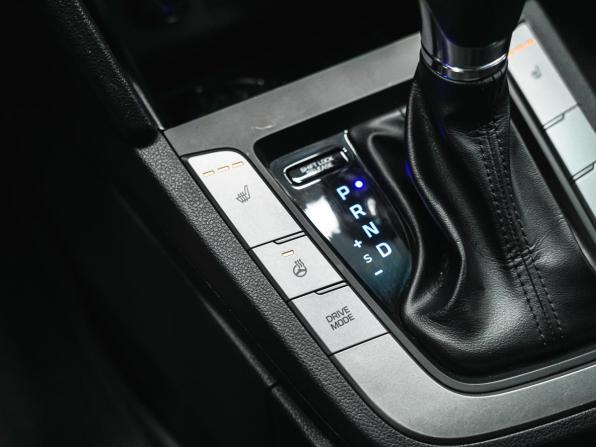 Hyundai Avante VI Рестайлинг с пробегом 2019 года, цена 1 600 000 рублей, 94153 км, седан, Автокод Объявления