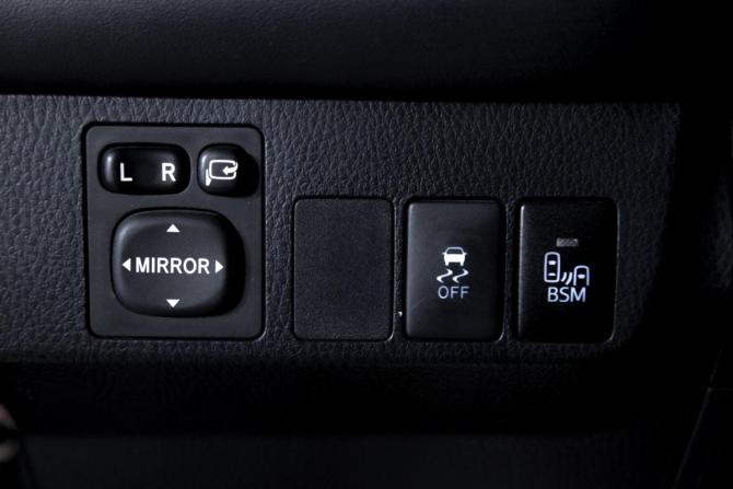 Toyota RAV4 IV (XA40) с пробегом 2014 года, цена 2 530 000 рублей, 91221 км, внедорожник, Автокод Объявления