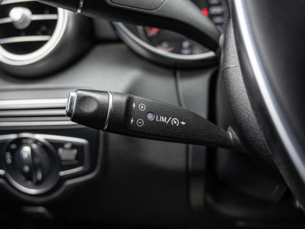 Mercedes-Benz C-Класс IV (W205) с пробегом 2017 года, цена 2 200 000 рублей, 152017 км, седан, Автокод Объявления