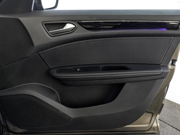 Renault Arkana I с пробегом 2019 года, цена 1 650 000 рублей, 87081 км, внедорожник, Автокод Объявления