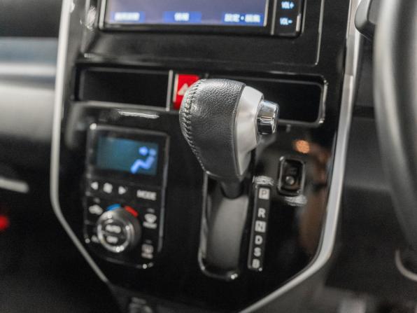 Toyota Roomy I с пробегом 2020 года, цена 1 099 000 рублей, 134938 км, микровэн, Автокод Объявления