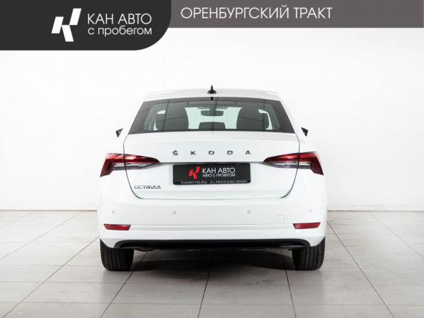 Skoda Octavia IV (A8) с пробегом 2021 года, цена 2 348 000 рублей, 63725 км, лифтбек, Автокод Объявления