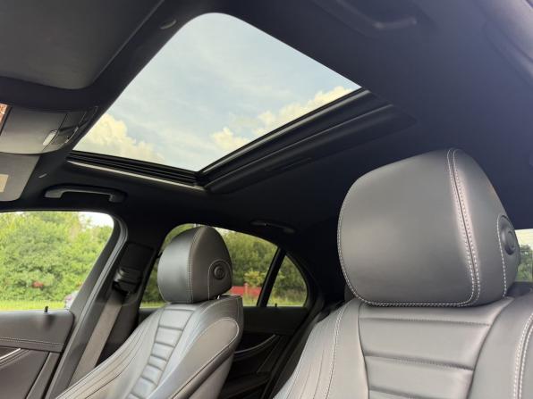 Mercedes-Benz E-Класс V (W213 S213 C238) Рестайлинг с пробегом 2021 года, цена 5 050 000 рублей, 56650 км, седан, Автокод Объявления