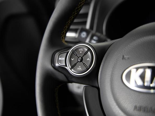 Kia Soul II с пробегом 2015 года, цена 1 299 000 рублей, 213699 км, хэтчбек, Автокод Объявления