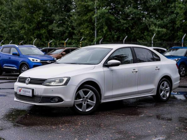 Volkswagen Jetta VI с пробегом 2014 года, цена 850 000 рублей, 215967 км, седан, Автокод Объявления
