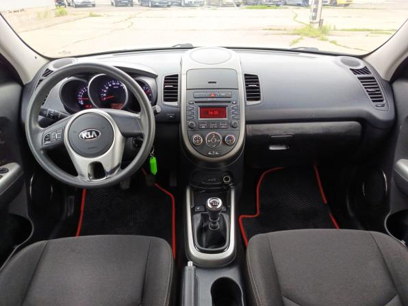 Kia Soul I Рестайлинг с пробегом 2013 года, цена 815 000 рублей, 171900 км, хэтчбек, Автокод Объявления