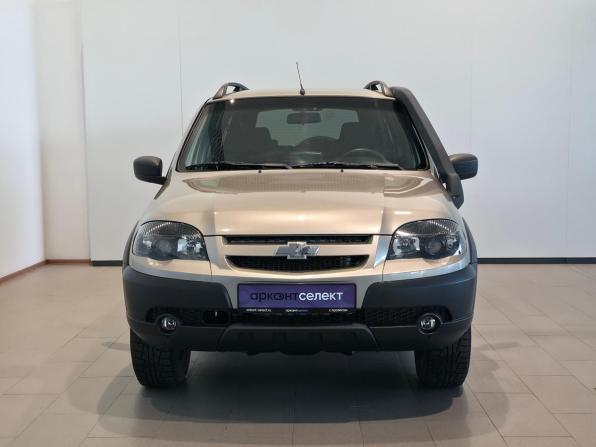 Chevrolet Niva I Рестайлинг с пробегом 2019 года, цена 888 000 рублей, 47000 км, внедорожник, Автокод Объявления
