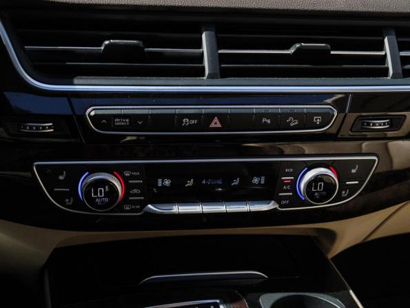 Audi Q7 II (4M) с пробегом 2016 года, цена 3 350 000 рублей, 275494 км, внедорожник, Автокод Объявления