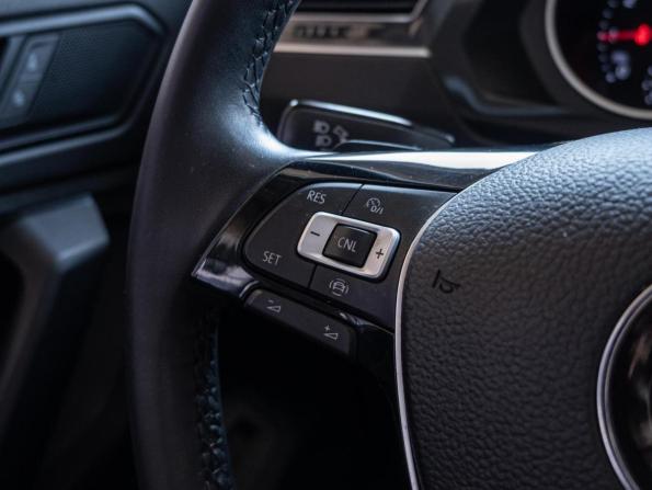 Volkswagen Tiguan II с пробегом 2020 года, цена 2 250 000 рублей, 124128 км, внедорожник, Автокод Объявления