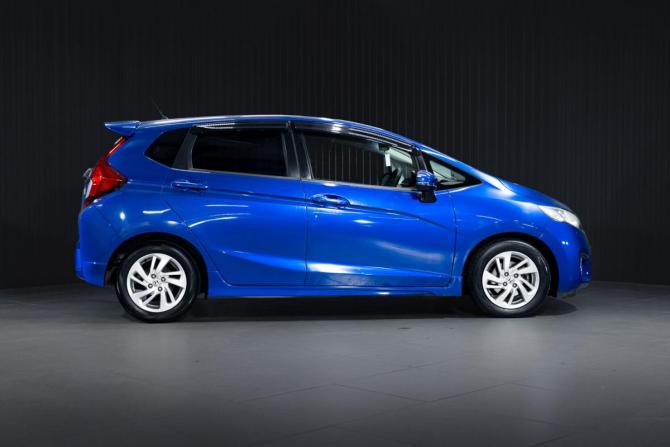 Honda Fit III с пробегом 2016 года, цена 1 369 000 рублей, 117798 км, хэтчбек, Автокод Объявления