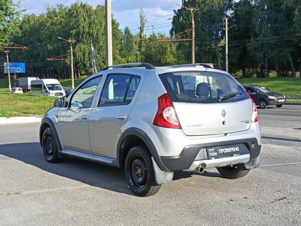 Renault Sandero I с пробегом 2013 года, цена 685 000 рублей, 120516 км, хэтчбек, Автокод Объявления