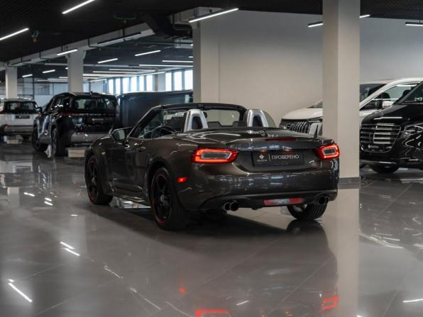 Fiat 124 Spider I с пробегом 2016 года, цена 2 650 000 рублей, 133866 км, кабриолет, Автокод Объявления