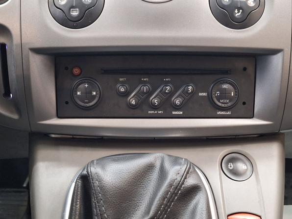 Renault Scenic II Рестайлинг с пробегом 2007 года, цена 415 000 рублей, 276525 км, компактвэн, Автокод Объявления