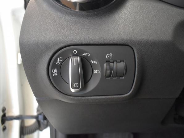 Audi A1 I (8X) с пробегом 2013 года, цена 1 095 000 рублей, 187953 км, хэтчбек, Автокод Объявления