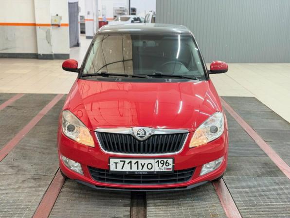Skoda Fabia II Рестайлинг с пробегом 2013 года, цена 860 000 рублей, 127281 км, хэтчбек, Автокод Объявления