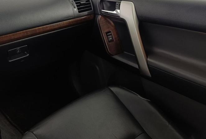 Toyota Land Cruiser Prado 150 Series с пробегом 2010 года, цена 2 450 000 рублей, 245275 км, внедорожник, Автокод Объявления