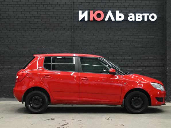 Skoda Fabia II Рестайлинг с пробегом 2012 года, цена 630 000 рублей, 122440 км, хэтчбек, Автокод Объявления