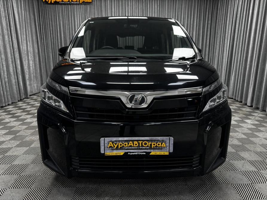 Toyota Voxy III (R80) Рестайлинг Стерлитамак  - изображение 5