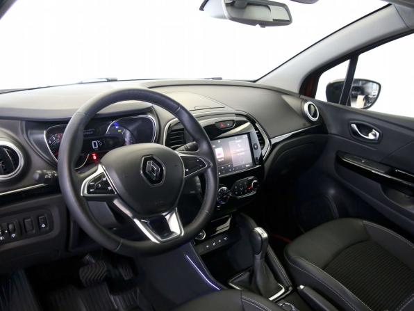 Renault Kaptur I Рестайлинг с пробегом 2020 года, цена 1 250 000 рублей, 232880 км, внедорожник, Автокод Объявления